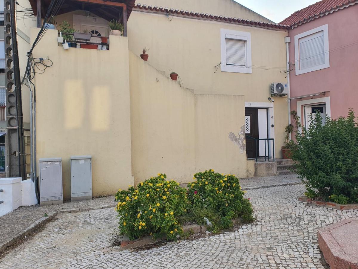 Zabava Sacavem Hotel Exterior photo